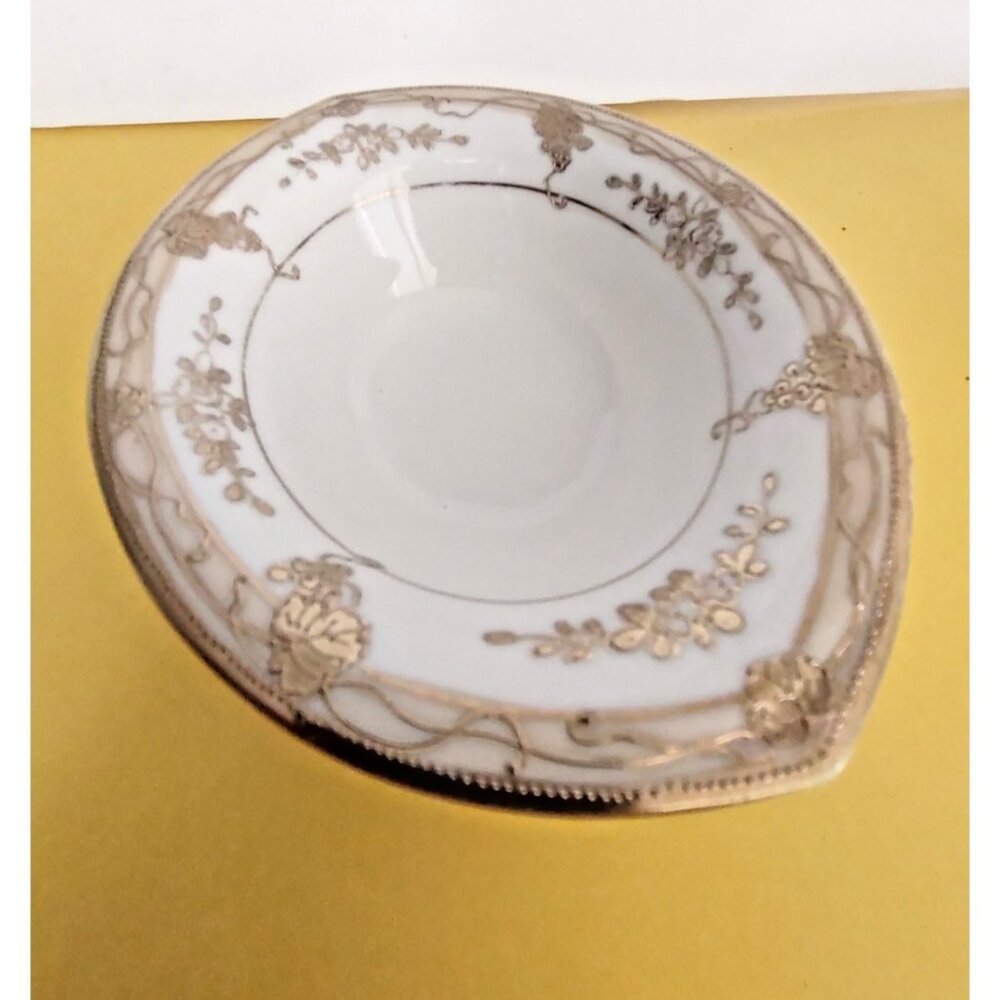 Vintage Hand Painted Nippon Japan Gold Encrusted Candy/Nut Bowl 1950's 5 3/4"